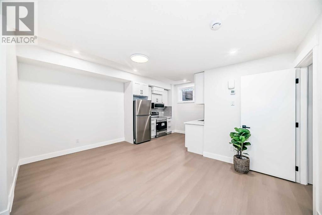 390 Hendon Drive Nw, Calgary, Alberta  T2K 1Z7 - Photo 33 - A2211194