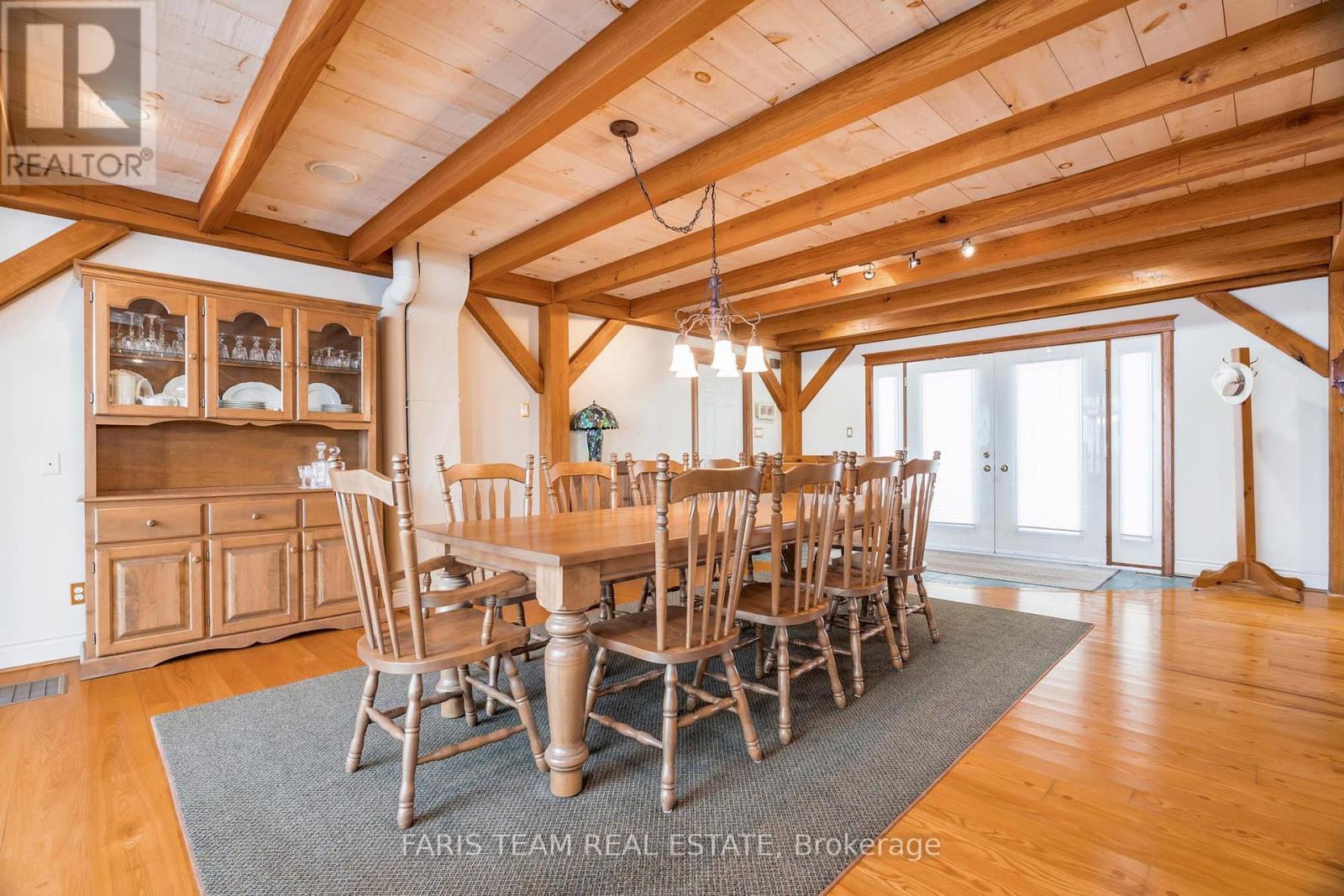 187 Champlain Road, Penetanguishene, Ontario  L9M 1S2 - Photo 11 - S12101027