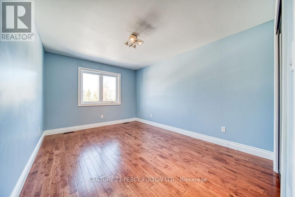 15 James Avenue, Wasaga Beach, Ontario  L9Z 2X3 - Photo 24 - S12101082