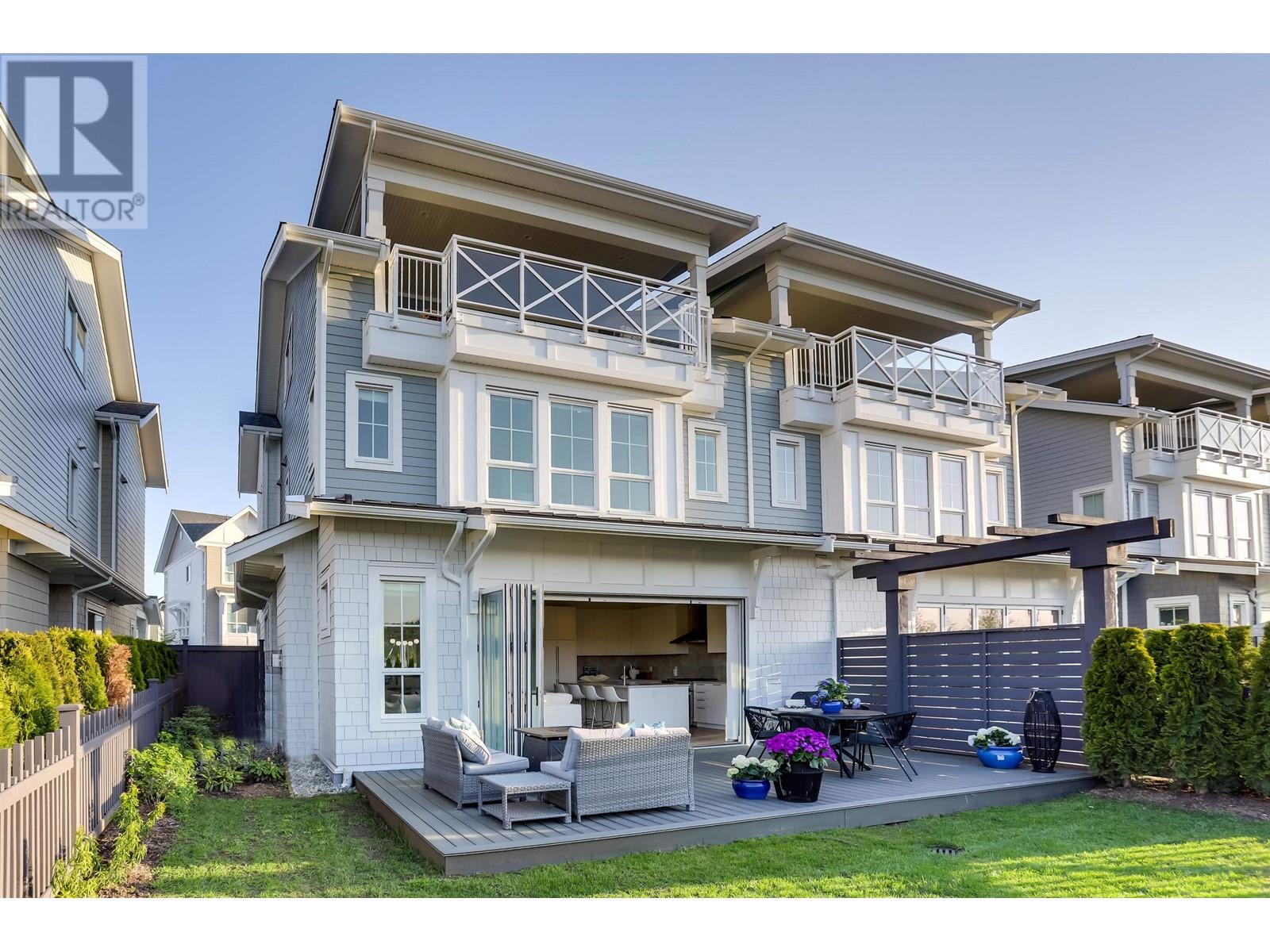 100 5311 Admiral Way, Delta, British Columbia  V4K 0E2 - Photo 2 - R2993918