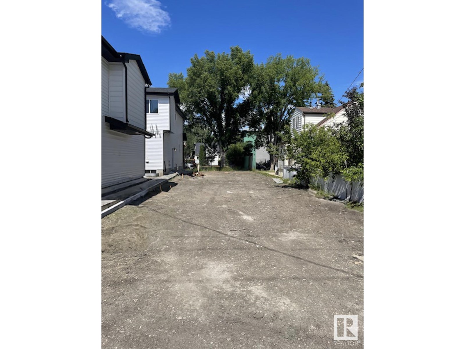 Property at 10815 65 AV NW image 2