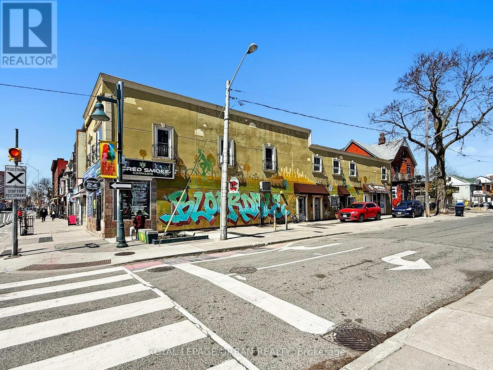 Property at 1264 BLOOR STREET W image 1