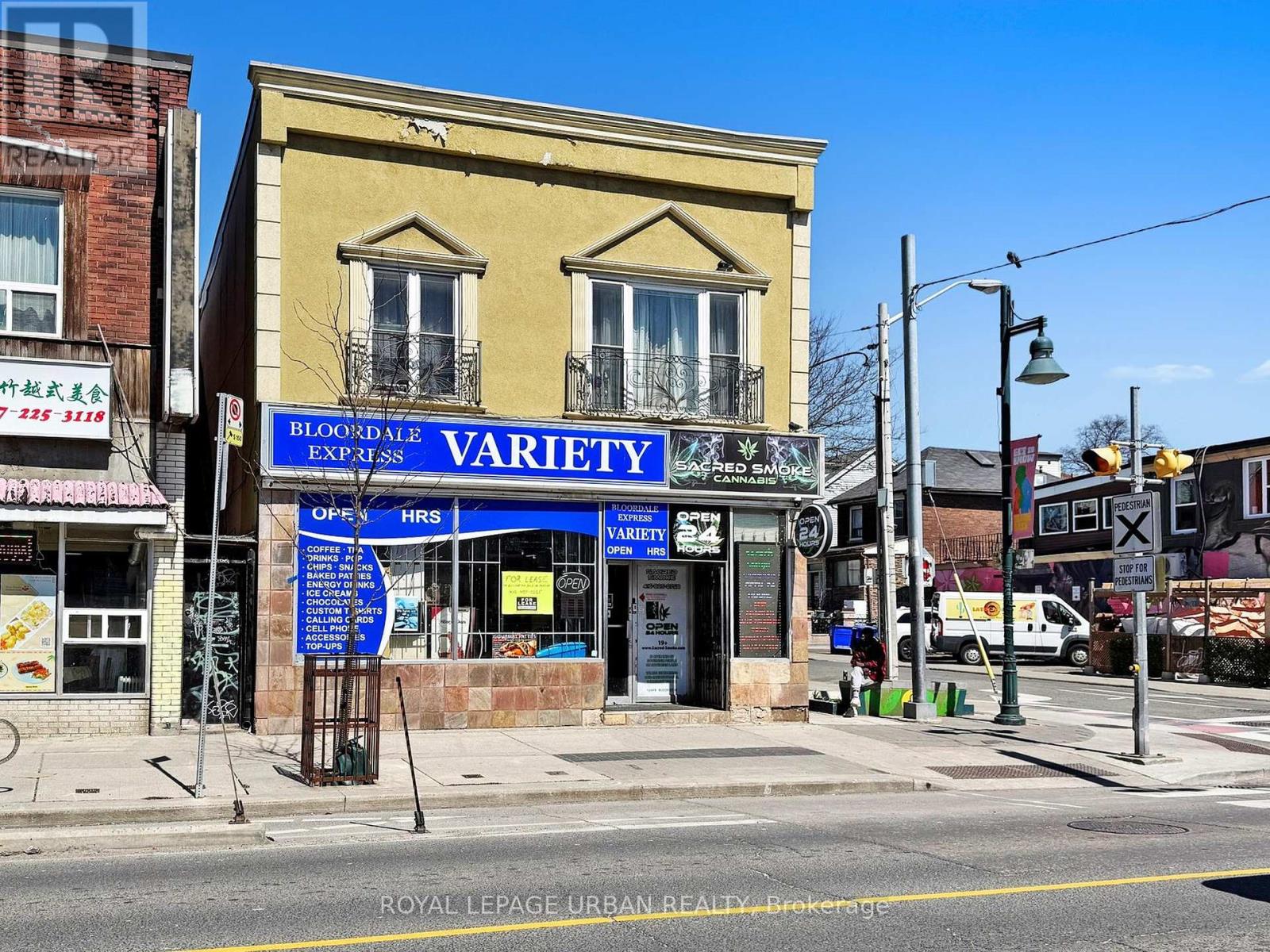 Property at 1264 BLOOR STREET W image 5