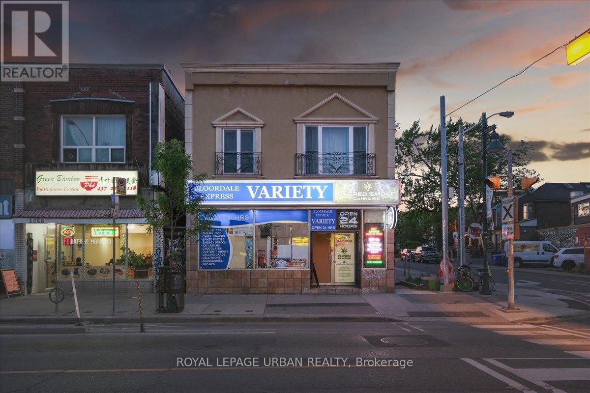 1264 Bloor Street W, Toronto, Ontario  M6H 1N8 - Photo 8 - W12101032