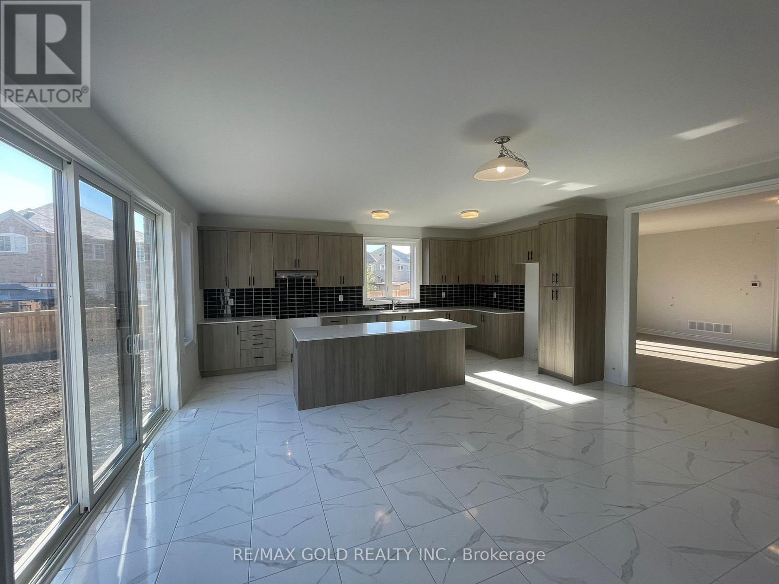Property at 31 DOLOMITE DRIVE image 4