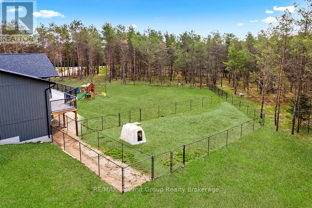 615690 Hamilton Lane, West Grey, Ontario  N0C 1H0 - Photo 41 - X11973659