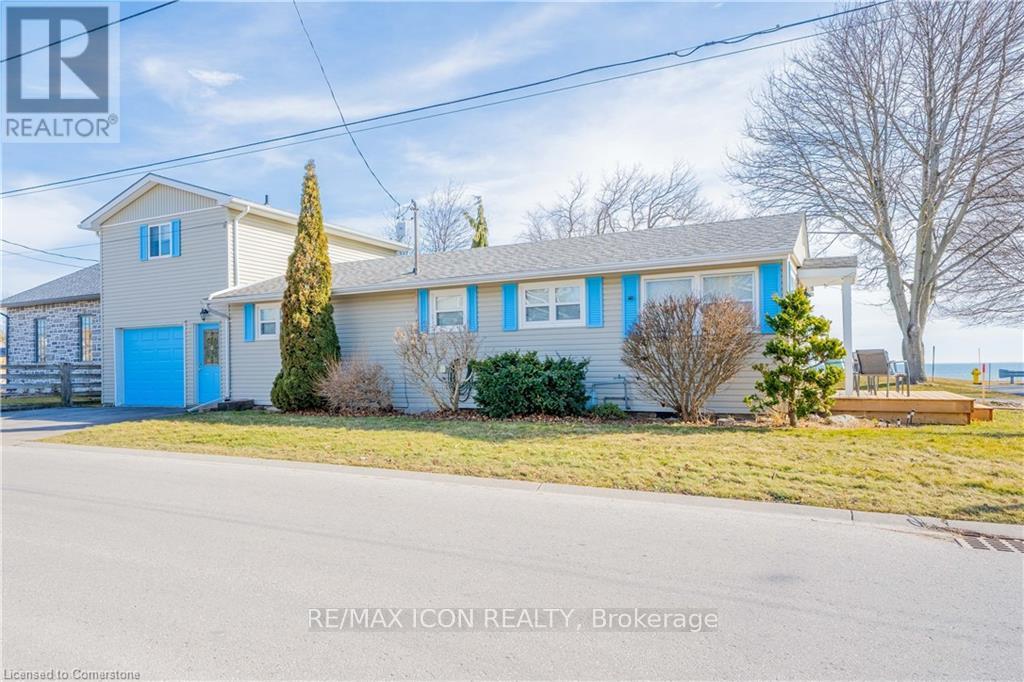 Property at 2035 ERIE STREET image 1