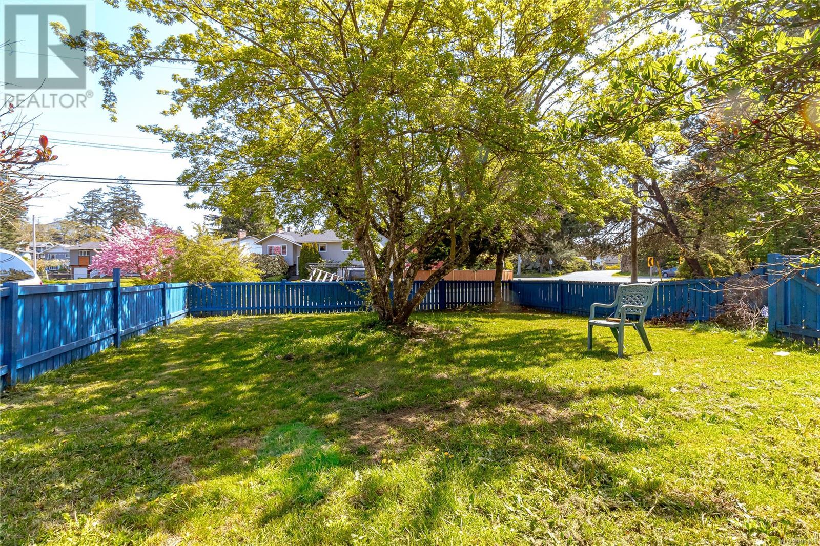 Property at 2720 Rainville Rd image 3