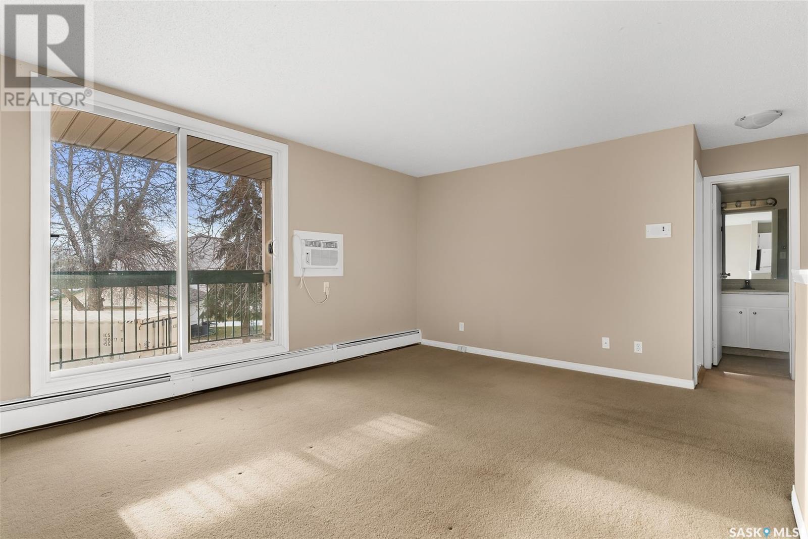 Property at 208 34 Nollet AVENUE image 4