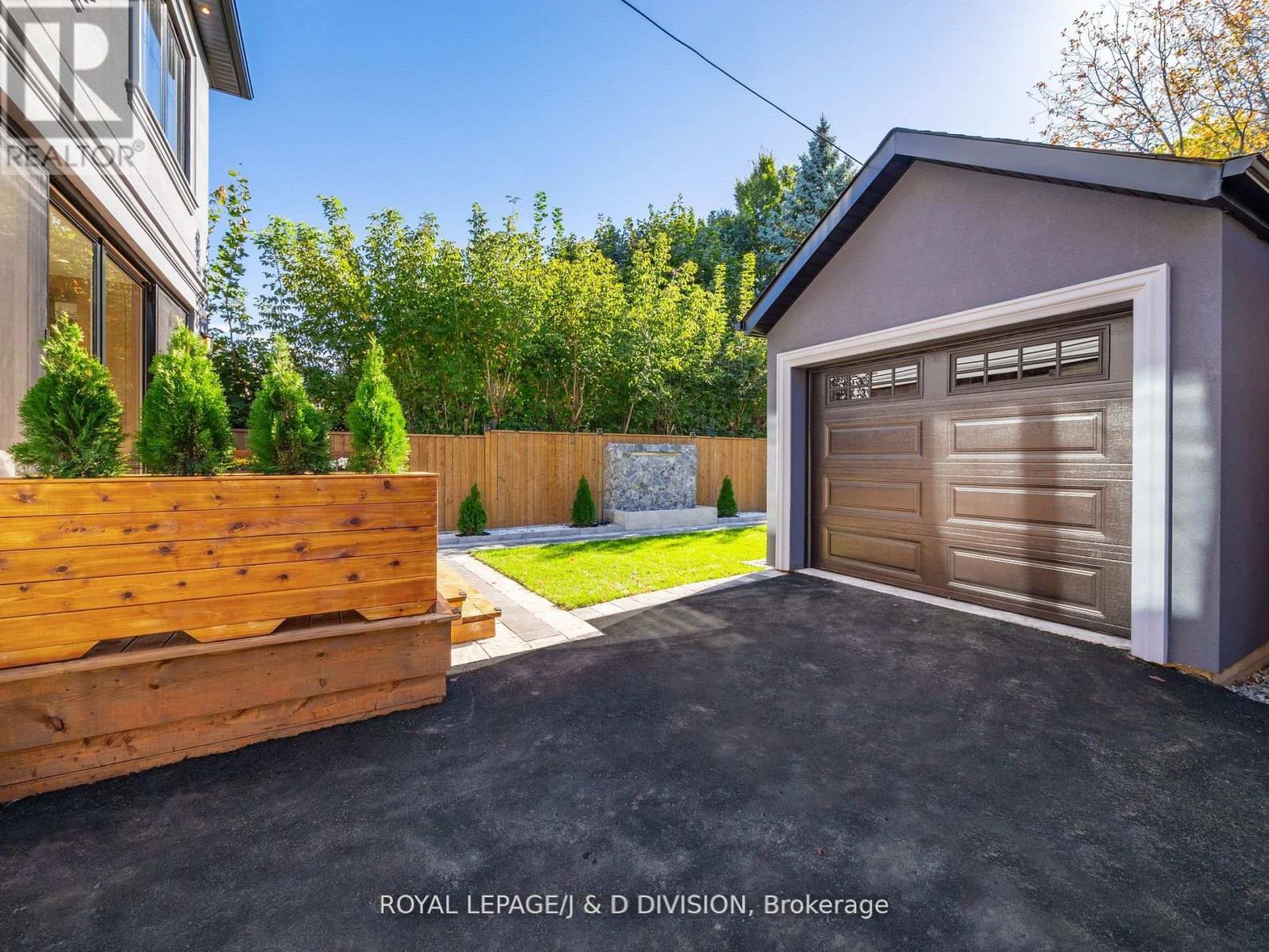79 Chudleigh Avenue, Toronto, Ontario  M4R 1T4 - Photo 34 - C12099804