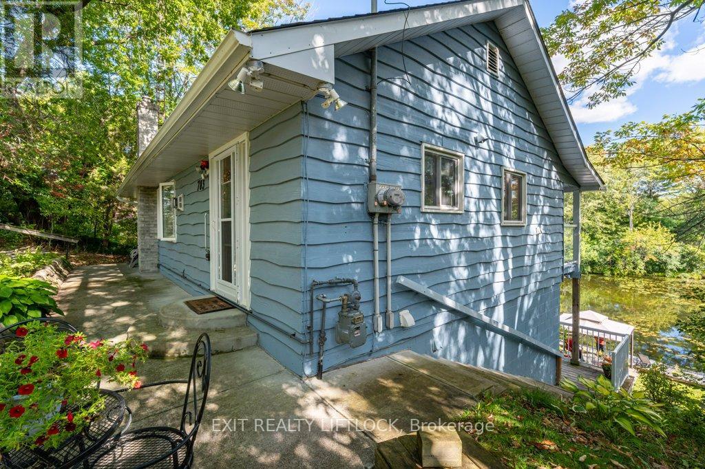 783 Fife's Bay Marina Lane, Selwyn, Ontario  K9J 0C6 - Photo 24 - X12101201