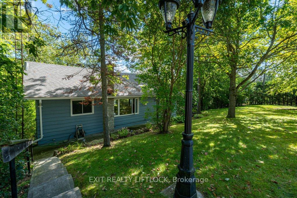 783 Fife's Bay Marina Lane, Selwyn, Ontario  K9J 0C6 - Photo 30 - X12101201