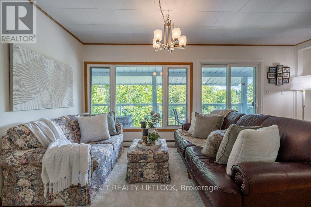 783 Fife's Bay Marina Lane, Selwyn, Ontario  K9J 0C6 - Photo 8 - X12101201