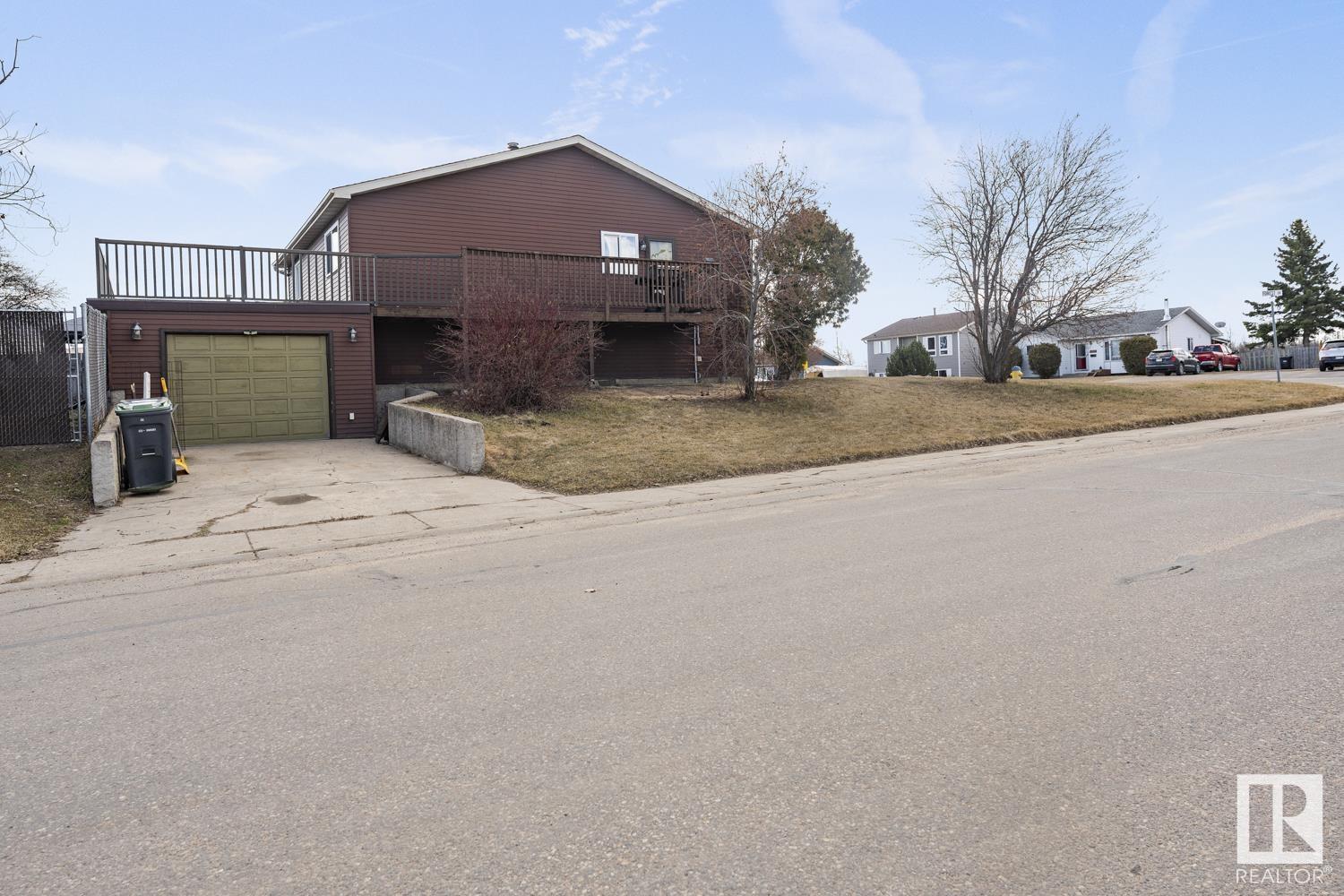 Property at 1819 FOREST DR image 4