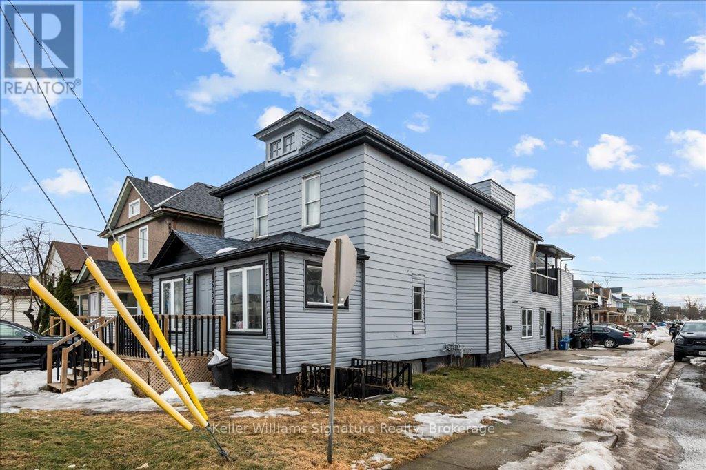5000 Bridge Street, Niagara Falls, Ontario  L2E 2S5 - Photo 19 - X12101165