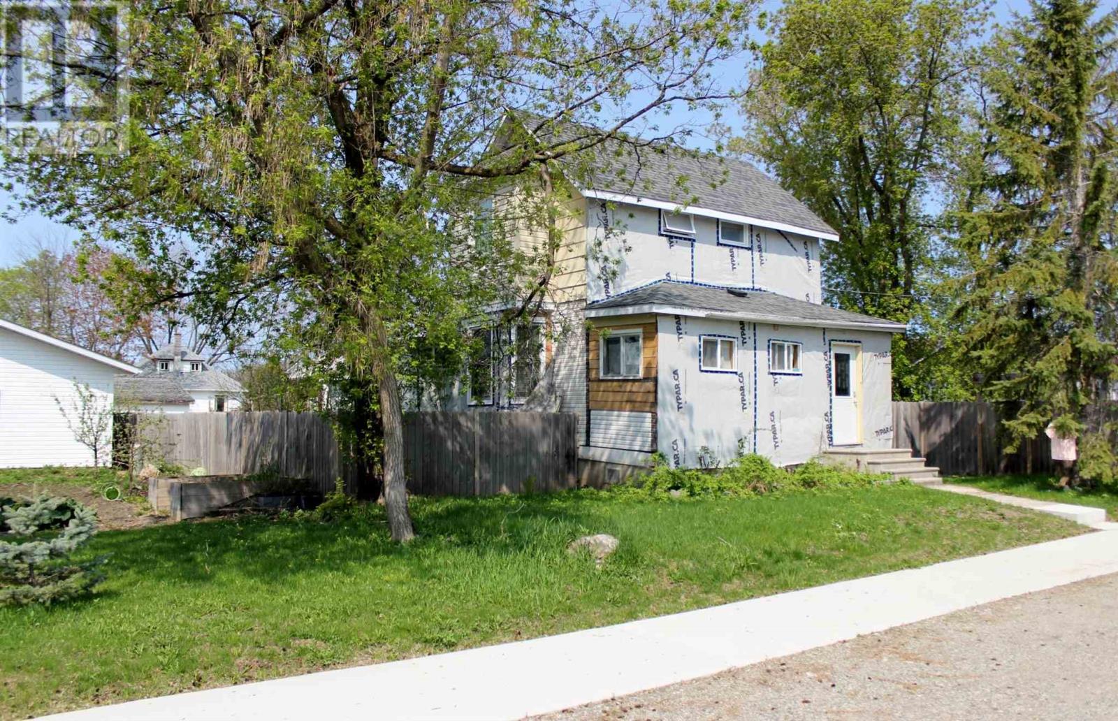 205 Second St, Rainy River, Ontario  P0W 1L0 - Photo 1 - TB250859