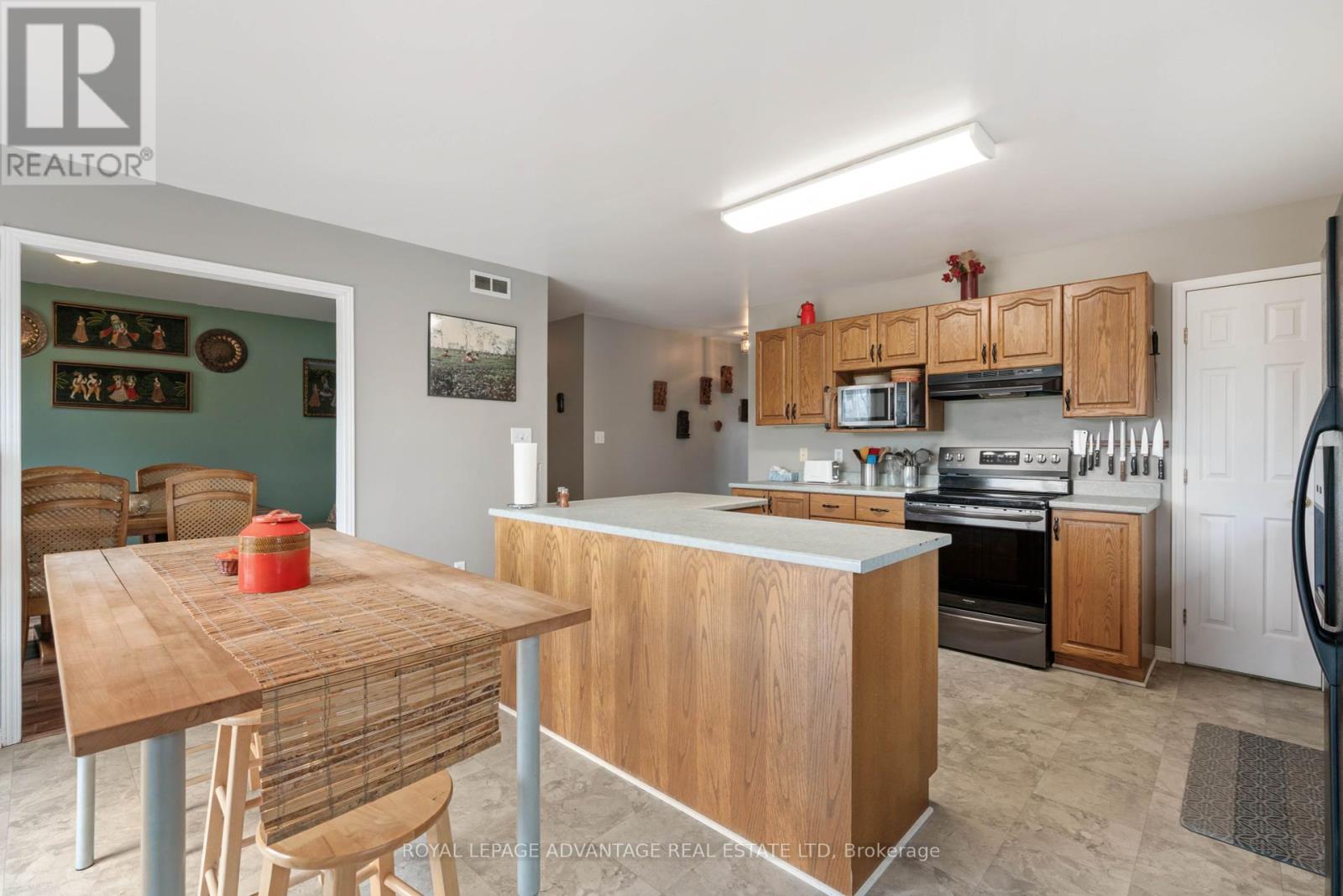 264 Glenwood Crescent, Smiths Falls, Ontario  K7A 5L1 - Photo 13 - X12101143