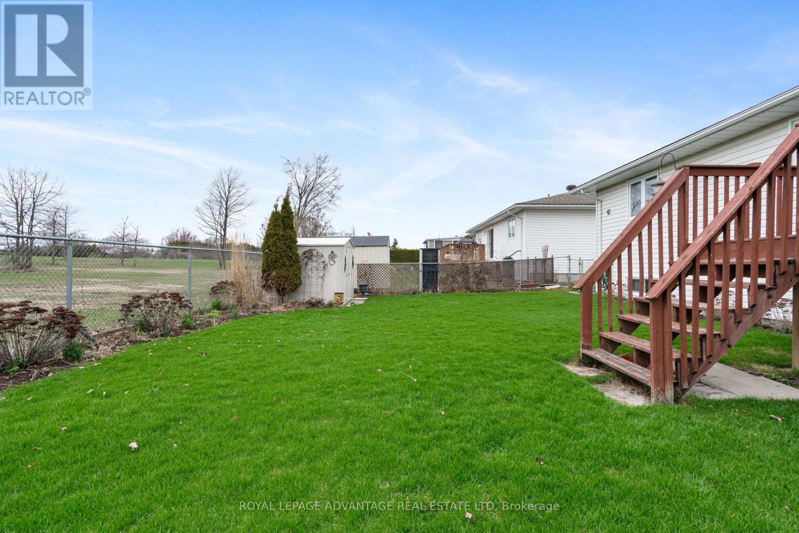 264 Glenwood Crescent, Smiths Falls, Ontario  K7A 5L1 - Photo 35 - X12101143