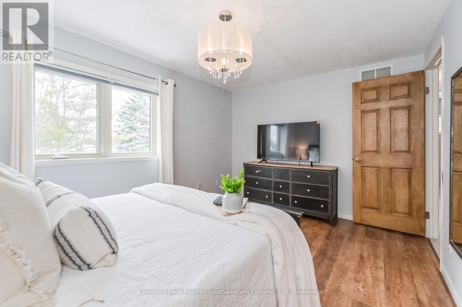 139 Miller Crescent, Minto, Ontario  N0G 2P0 - Photo 25 - X12101179