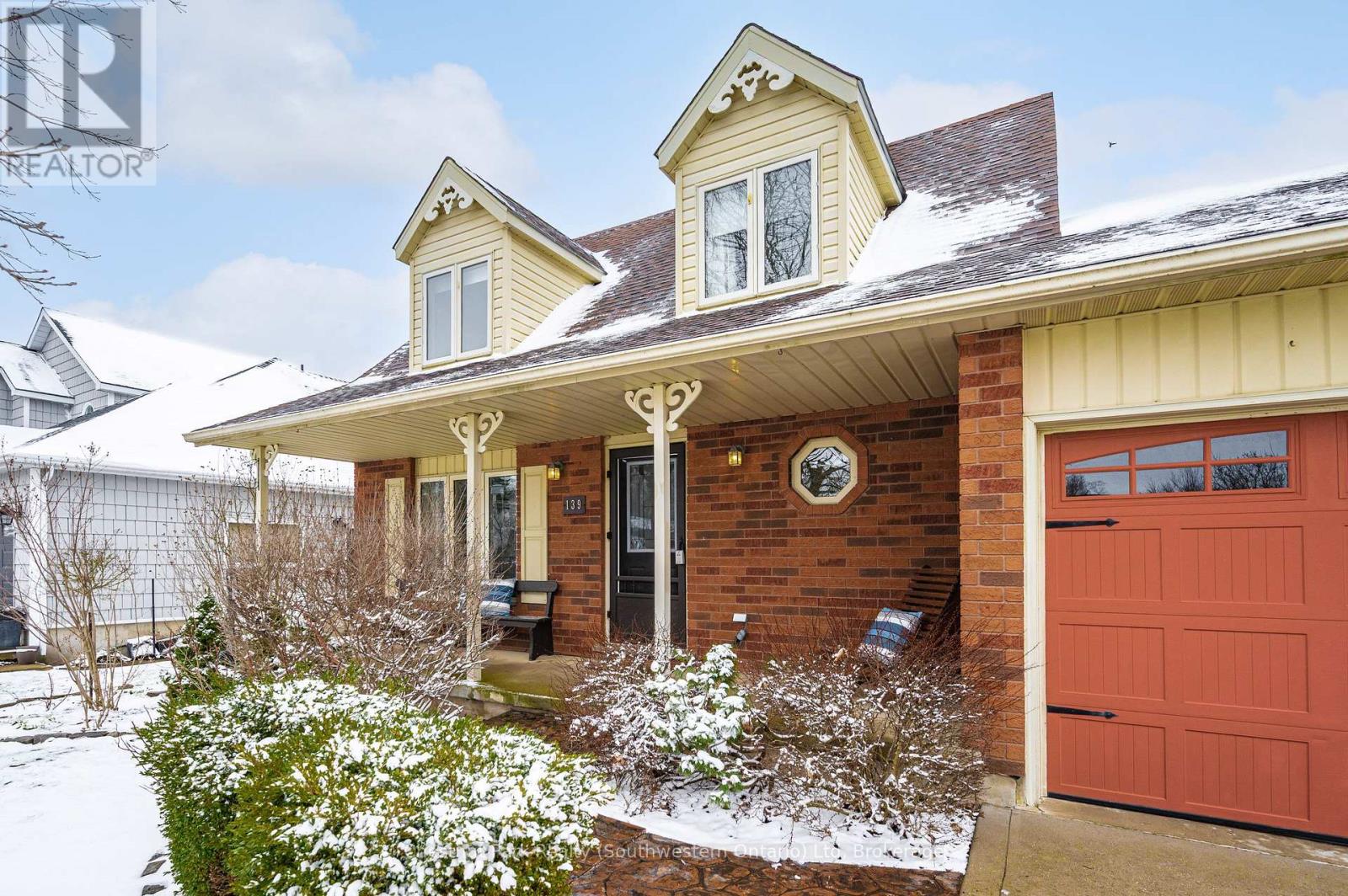 139 Miller Crescent, Minto, Ontario  N0G 2P0 - Photo 3 - X12101179