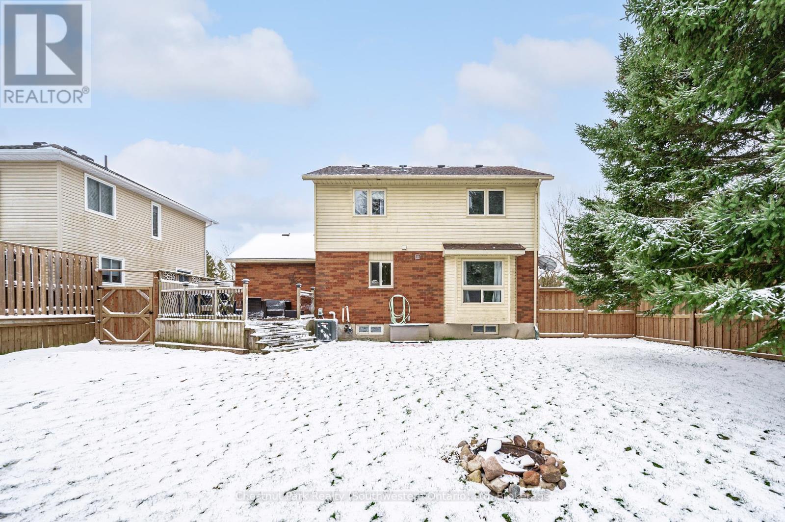 139 Miller Crescent, Minto, Ontario  N0G 2P0 - Photo 32 - X12101179