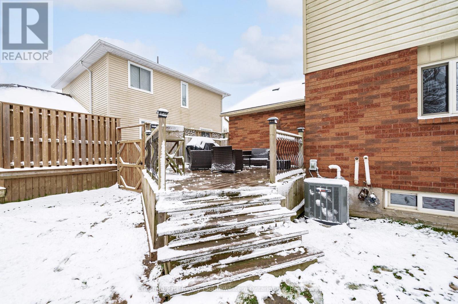 139 Miller Crescent, Minto, Ontario  N0G 2P0 - Photo 34 - X12101179