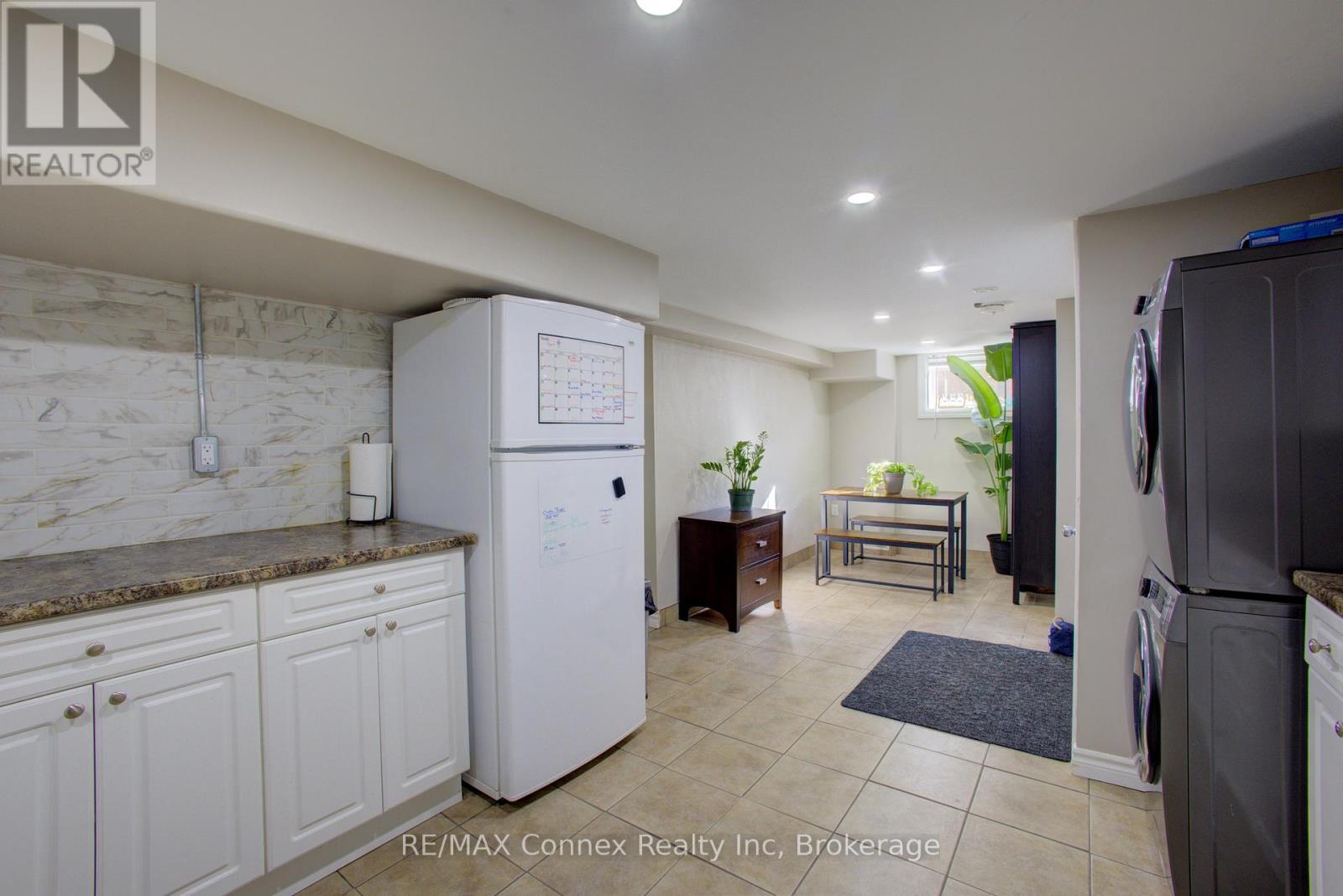 20 Laverne Avenue, Guelph, Ontario  N1E 1Z1 - Photo 31 - X12101185
