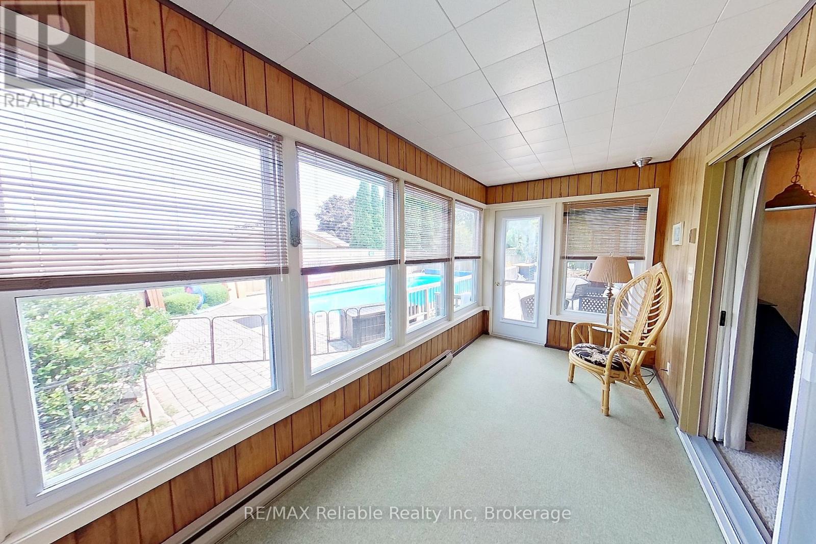 141 Charles Street, North Huron, Ontario  N0G 2W0 - Photo 19 - X12101206