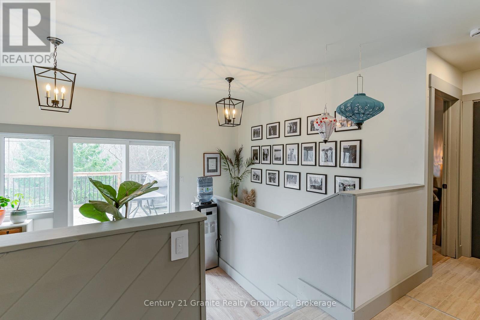 1066 Kernohan Farm Trail, Minden Hills, Ontario  K0M 2K0 - Photo 11 - X12101233