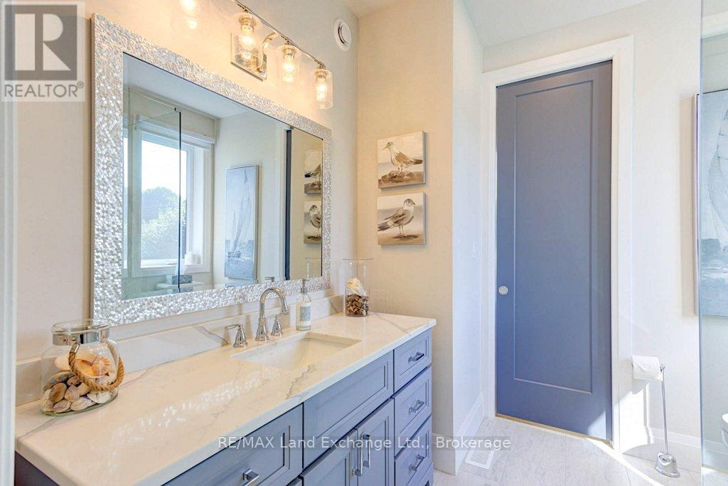 108 Grenville Street N, Saugeen Shores, Ontario  N0H 2L0 - Photo 19 - X12101256