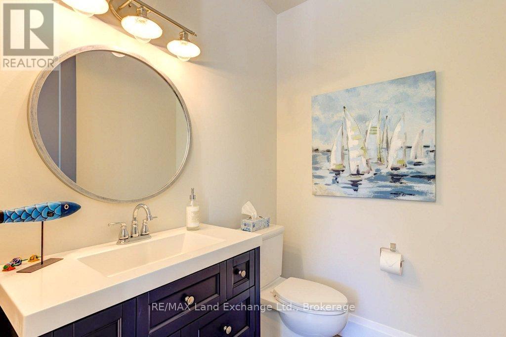 108 Grenville Street N, Saugeen Shores, Ontario  N0H 2L0 - Photo 24 - X12101256