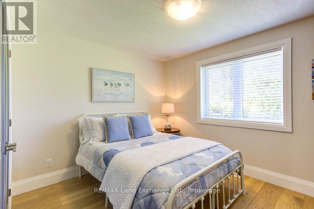 108 Grenville Street N, Saugeen Shores, Ontario  N0H 2L0 - Photo 28 - X12101256