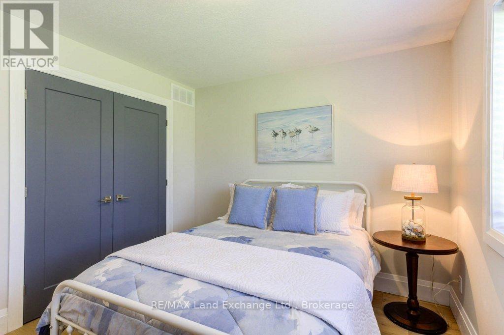 108 Grenville Street N, Saugeen Shores, Ontario  N0H 2L0 - Photo 29 - X12101256