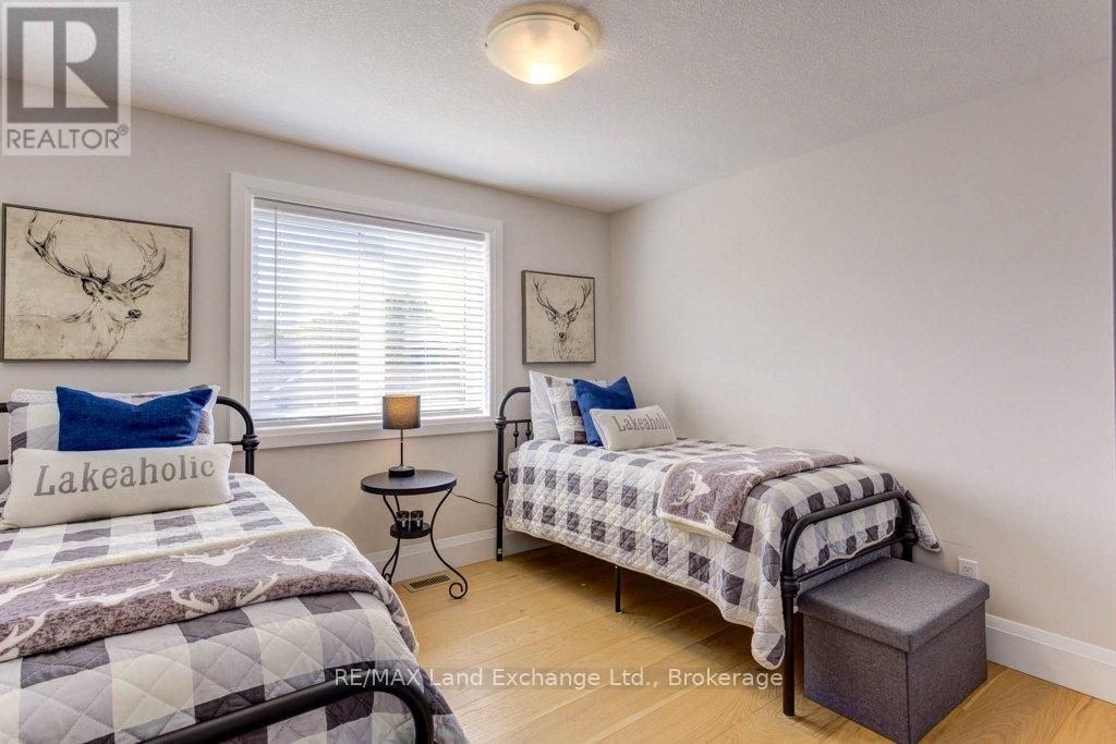 108 Grenville Street N, Saugeen Shores, Ontario  N0H 2L0 - Photo 30 - X12101256