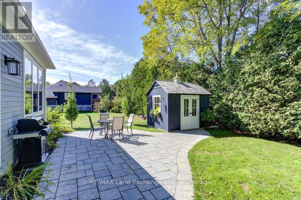 108 Grenville Street N, Saugeen Shores, Ontario  N0H 2L0 - Photo 37 - X12101256