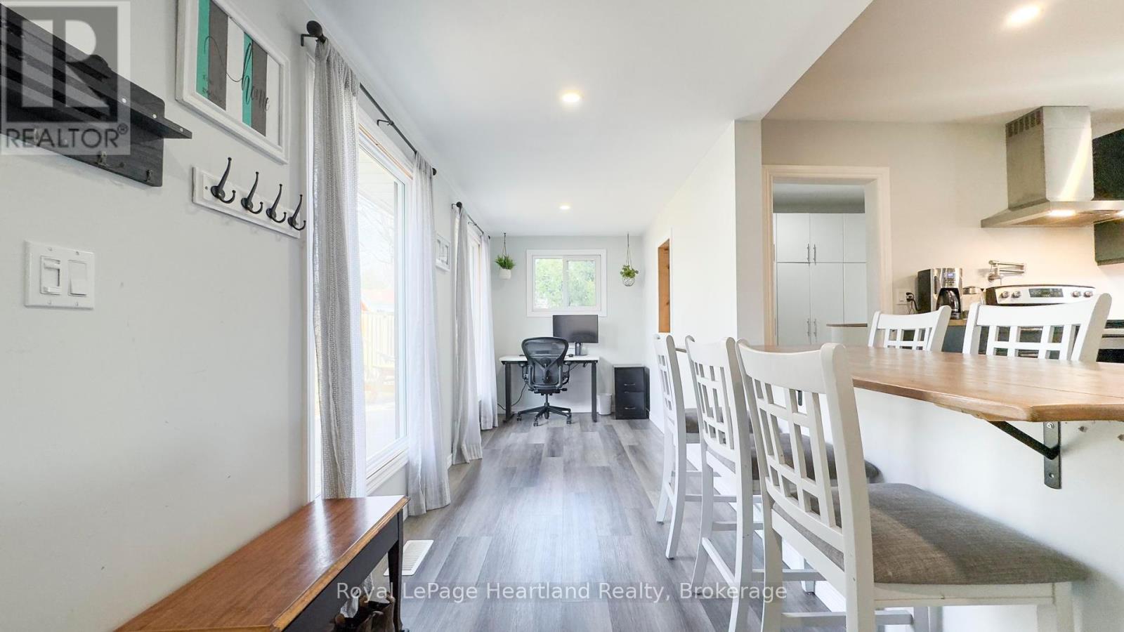 129 Orange Street S, Central Huron, Ontario  N0M 1L0 - Photo 19 - X12101266