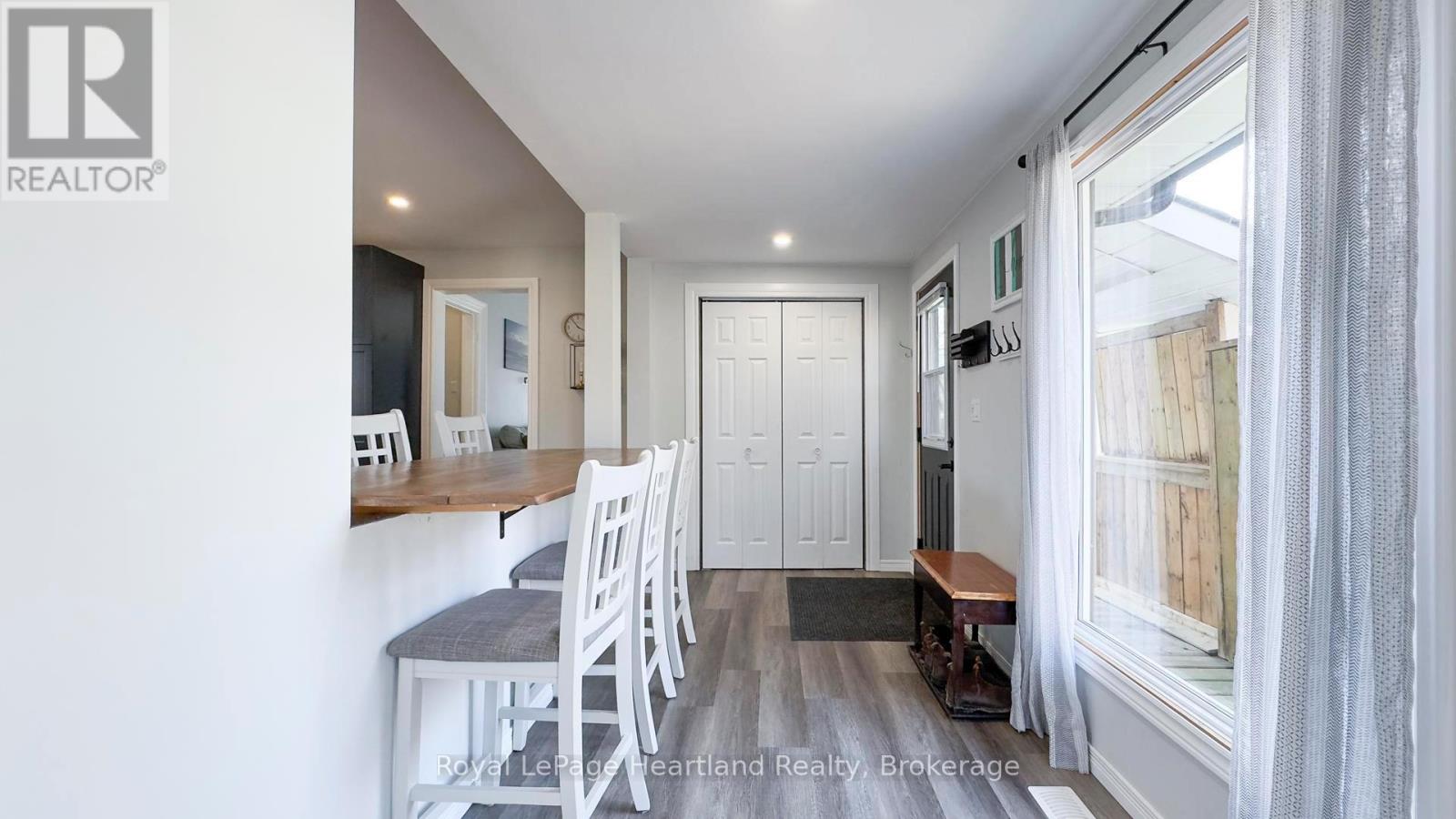 129 Orange Street S, Central Huron, Ontario  N0M 1L0 - Photo 22 - X12101266