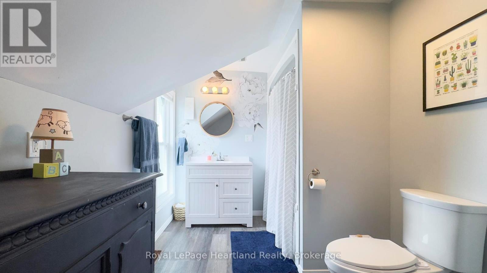 129 Orange Street S, Central Huron, Ontario  N0M 1L0 - Photo 33 - X12101266