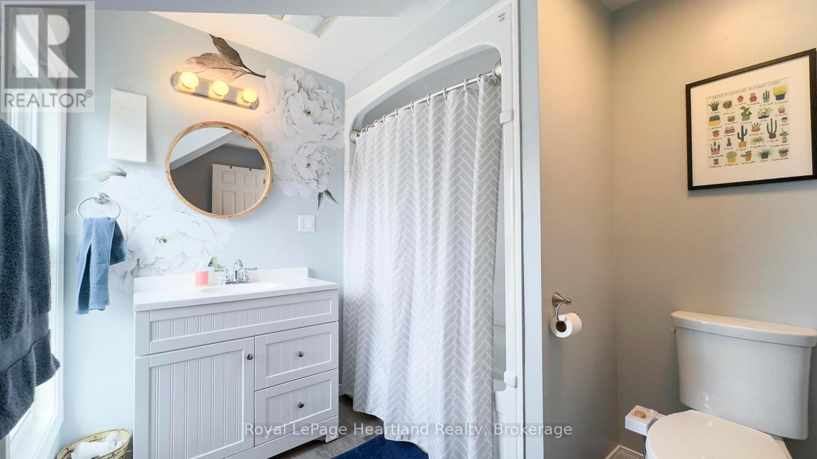 129 Orange Street S, Central Huron, Ontario  N0M 1L0 - Photo 34 - X12101266