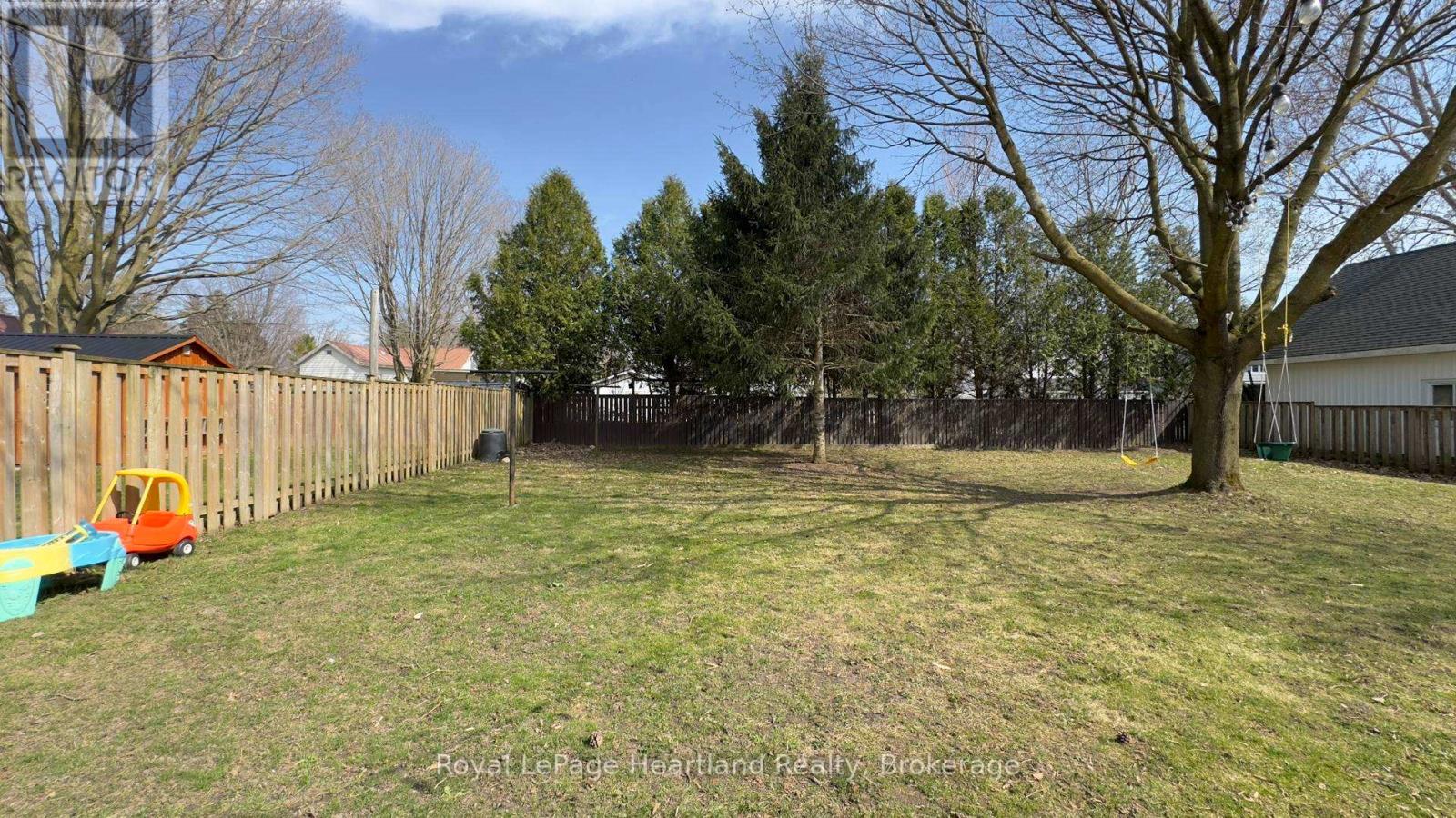 129 Orange Street S, Central Huron, Ontario  N0M 1L0 - Photo 41 - X12101266