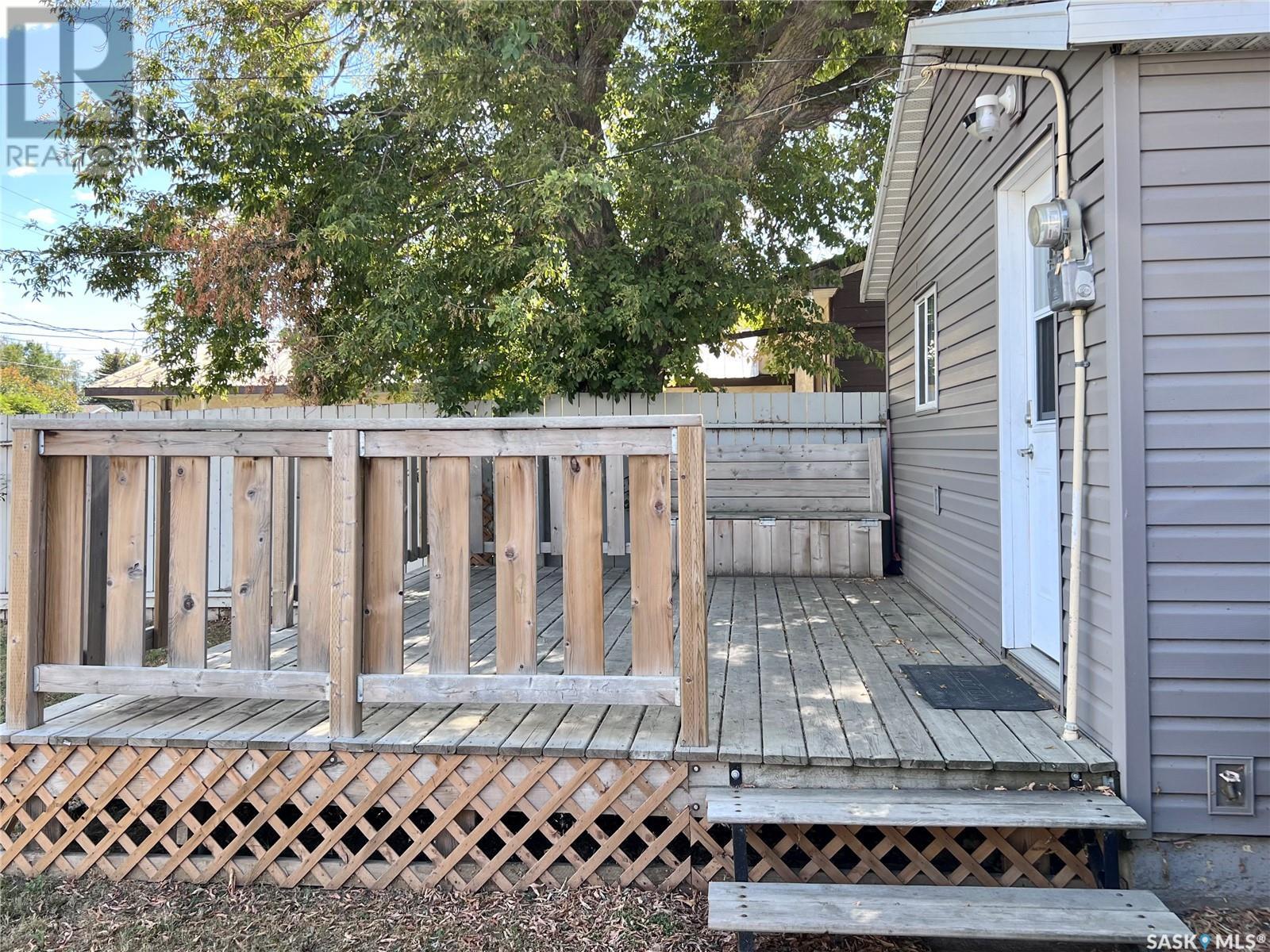 215 Simpson Street, Outlook, Saskatchewan  S0L 2N0 - Photo 14 - SK002193