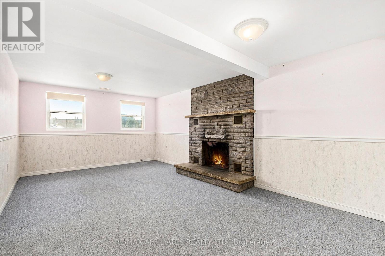 14 Ross Street E, Smiths Falls, Ontario  K7A 4V6 - Photo 21 - X12101255