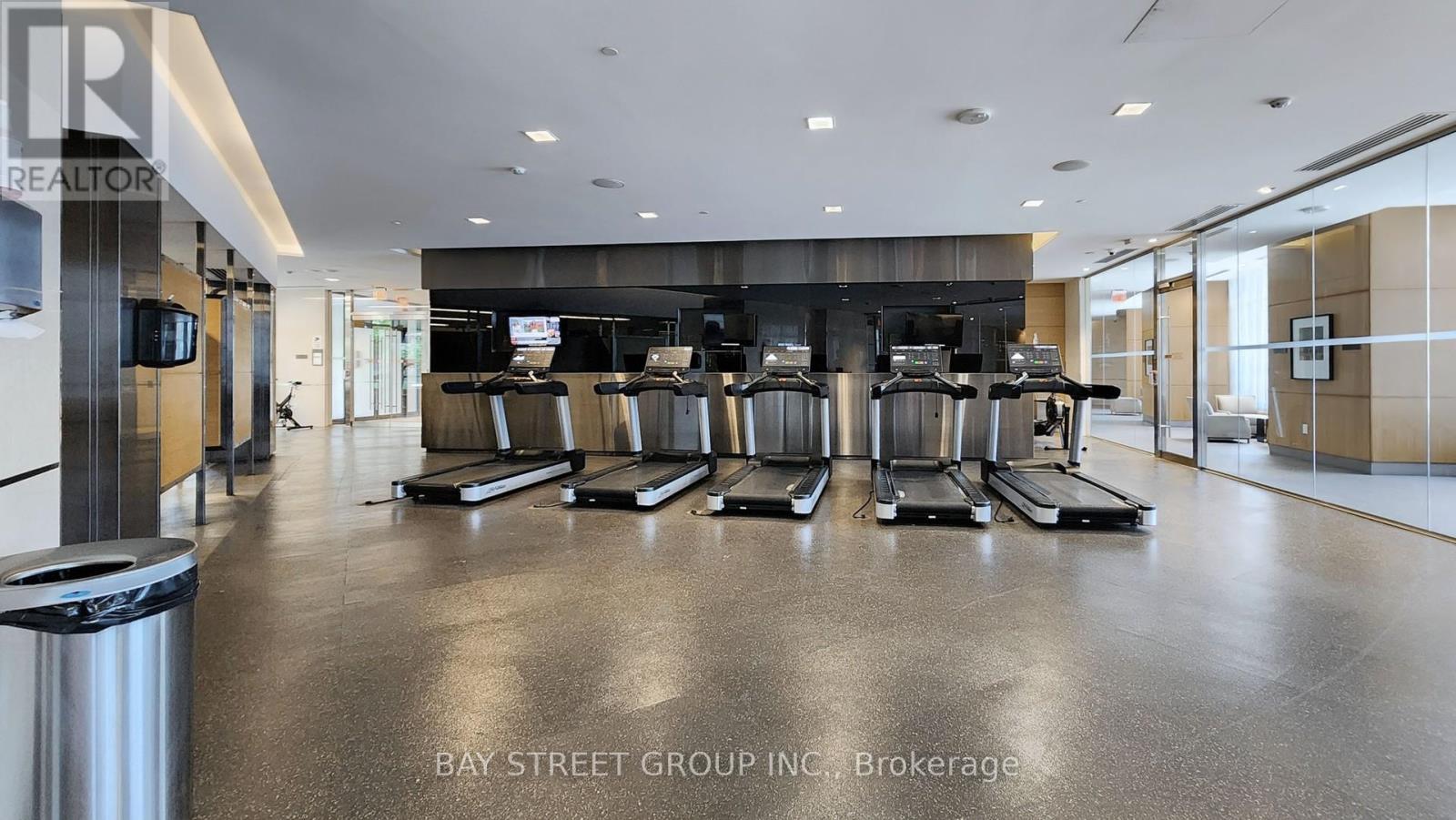 2019 - 5 Sheppard Avenue E, Toronto, Ontario  M2N 2Z8 - Photo 41 - C12101168