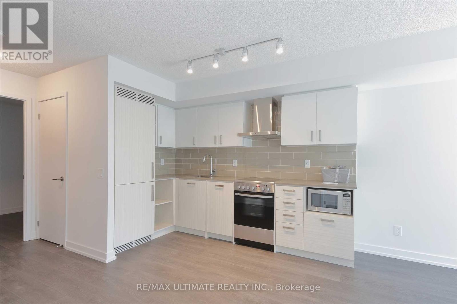 802 - 125 Redpath Avenue, Toronto, Ontario  M4S 0B5 - Photo 8 - C12101230