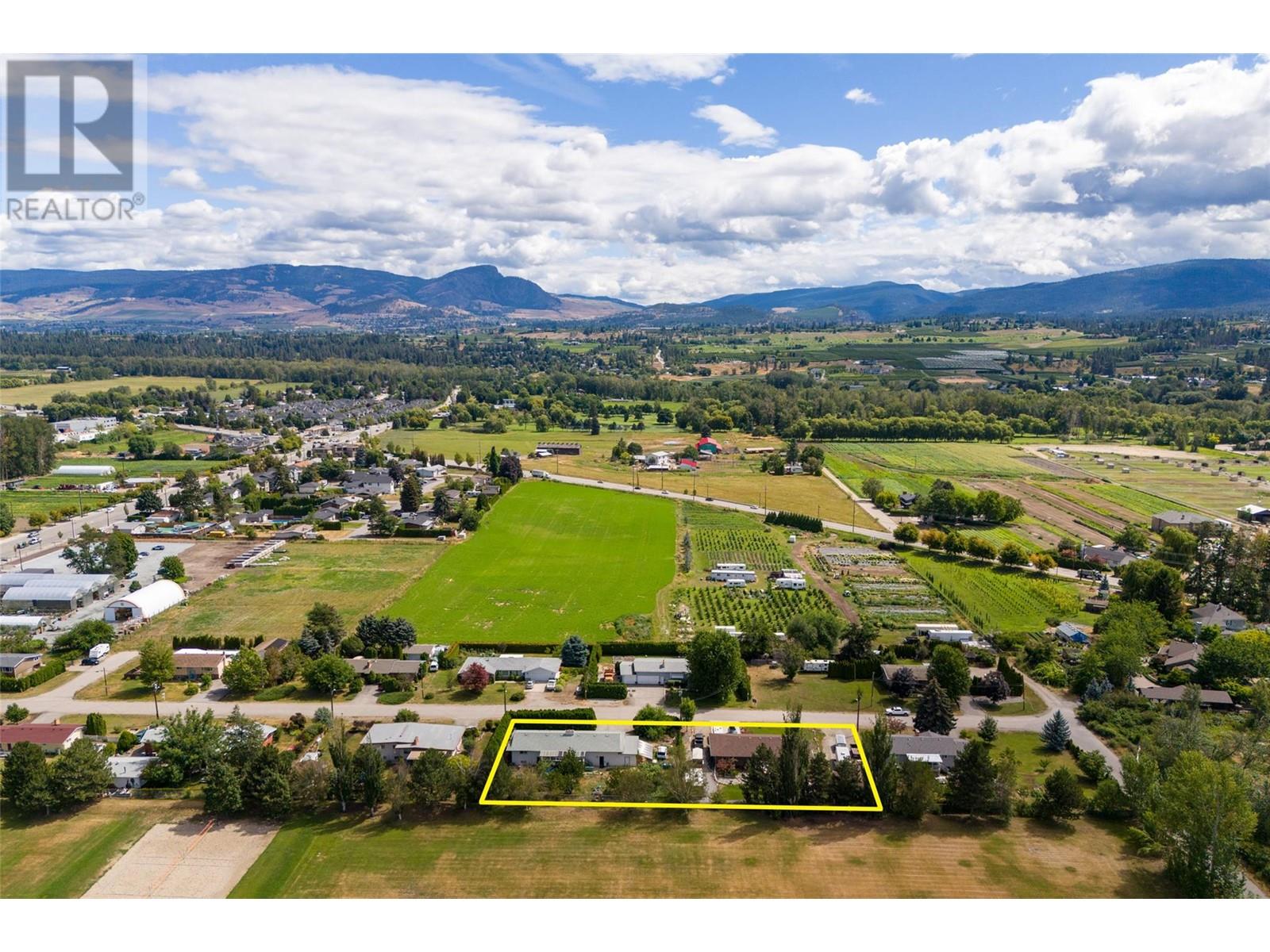 Property at 3240 St. Amand Road image 2