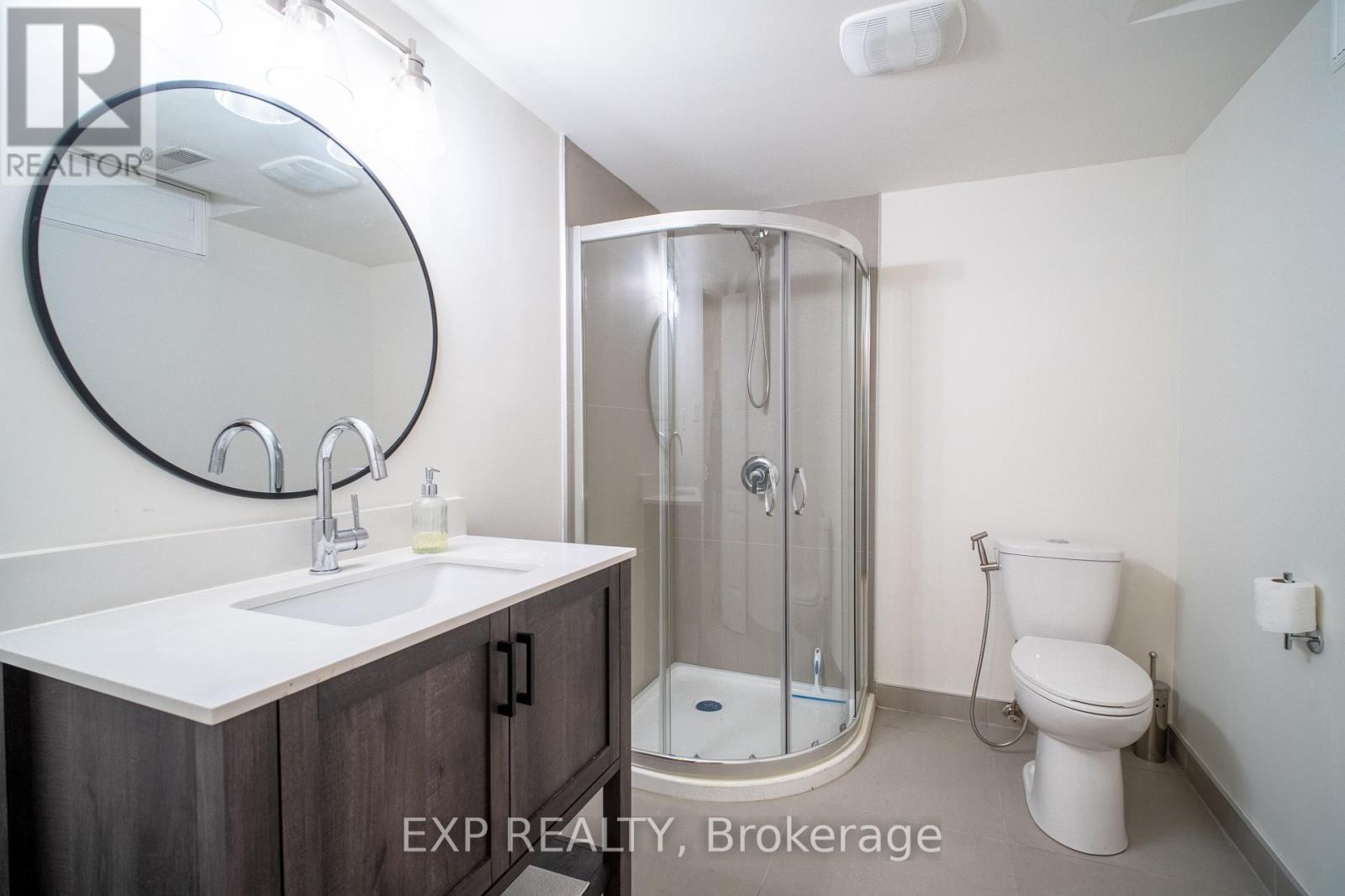 803 Beatrice Street E, Oshawa, Ontario  L1K 2H8 - Photo 9 - E12101189
