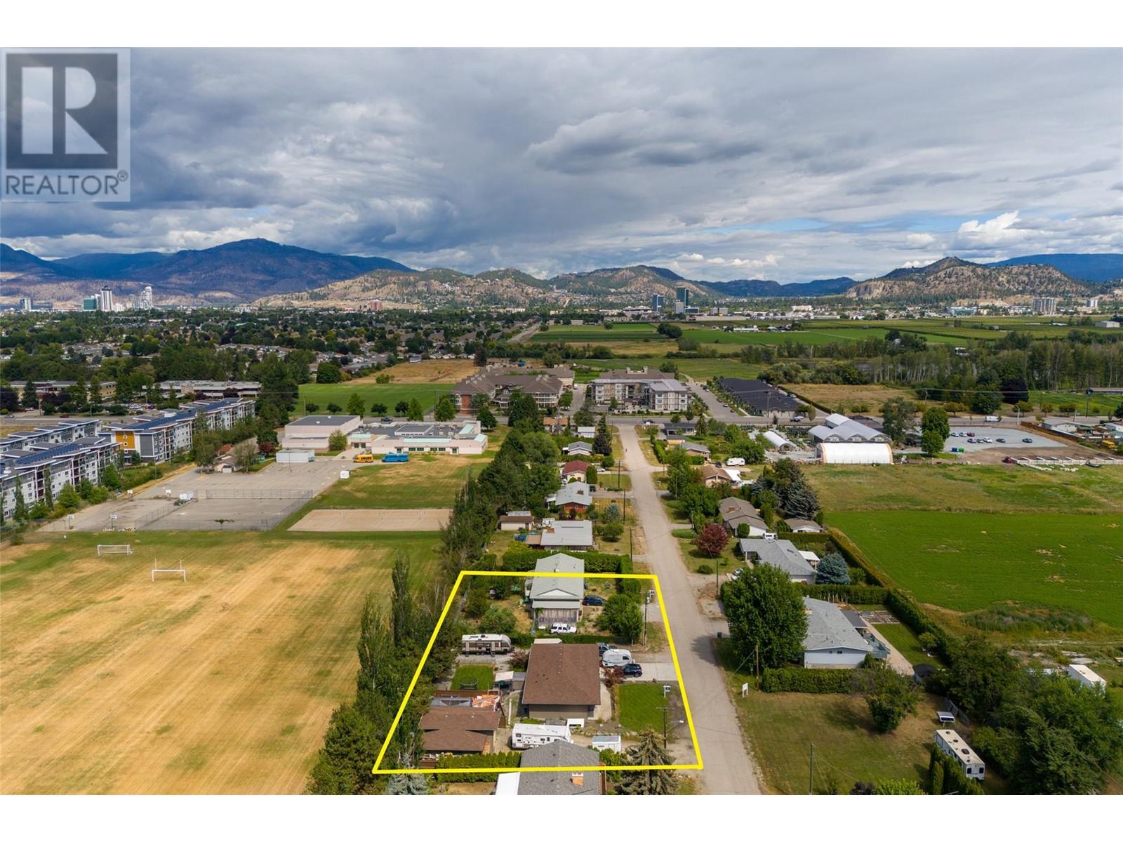 Property at 3250 St. Amand Road image 3