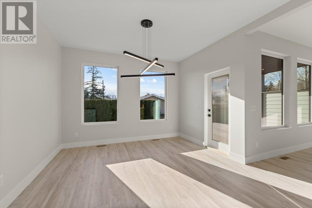 Property at 2015 Polo Road image 4