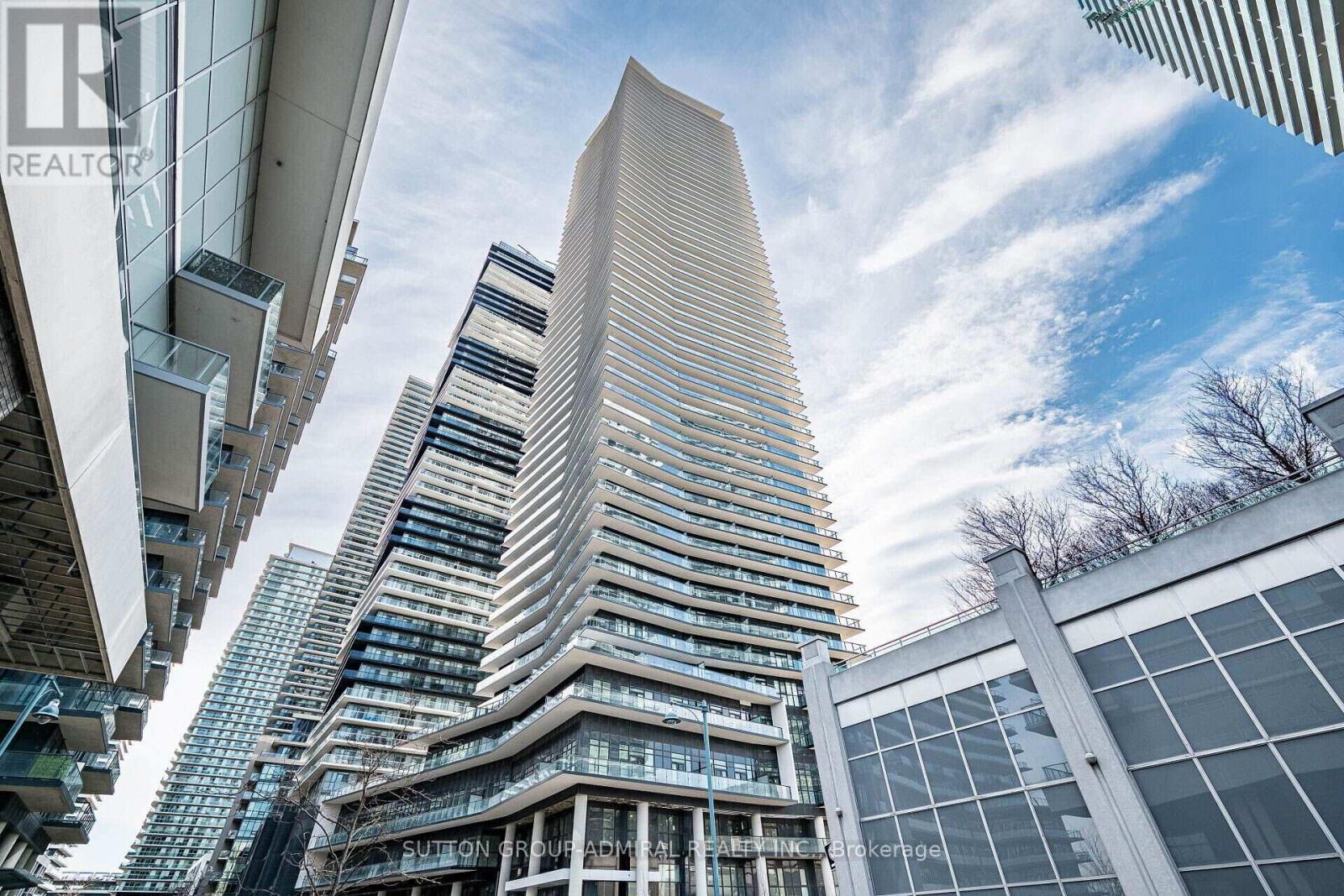2205 - 38 ANNIE CRAIG DRIVE, Toronto, Ontario