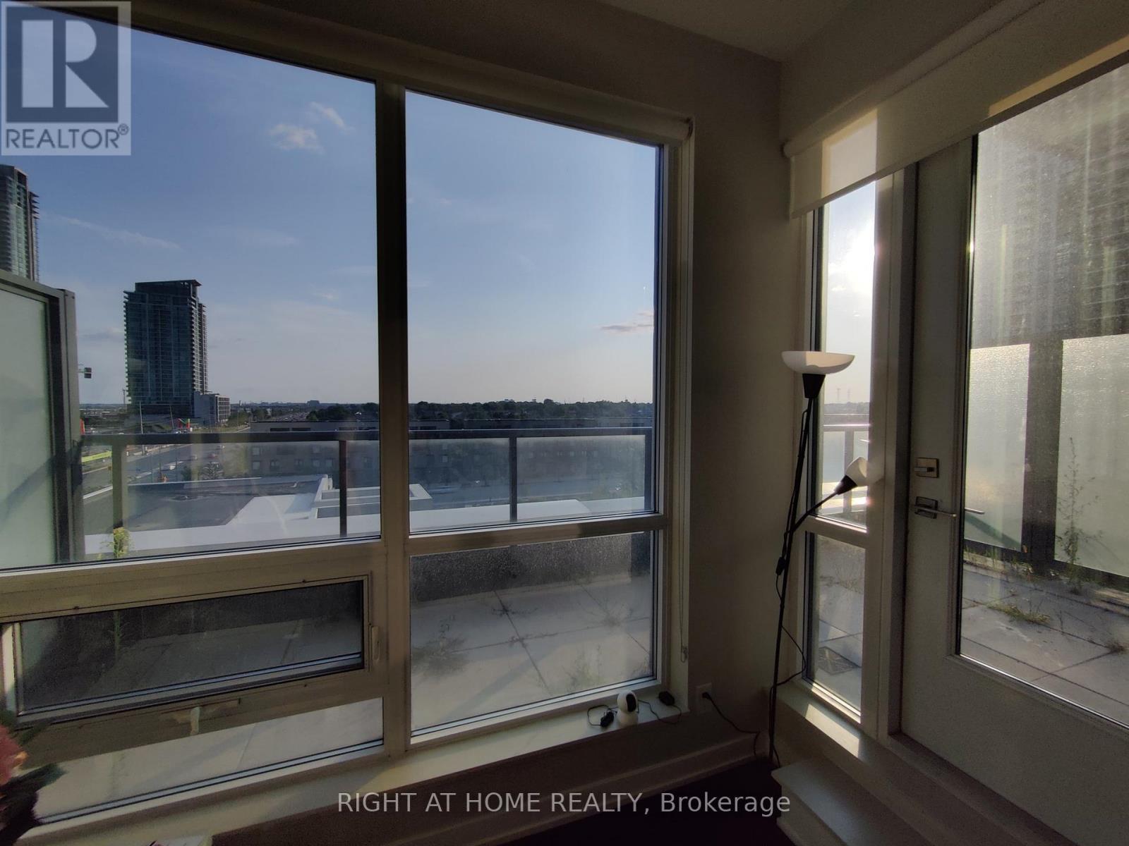 401 - 4011 Brickstone Mews, Mississauga, Ontario  L5B 0J7 - Photo 9 - W12101197